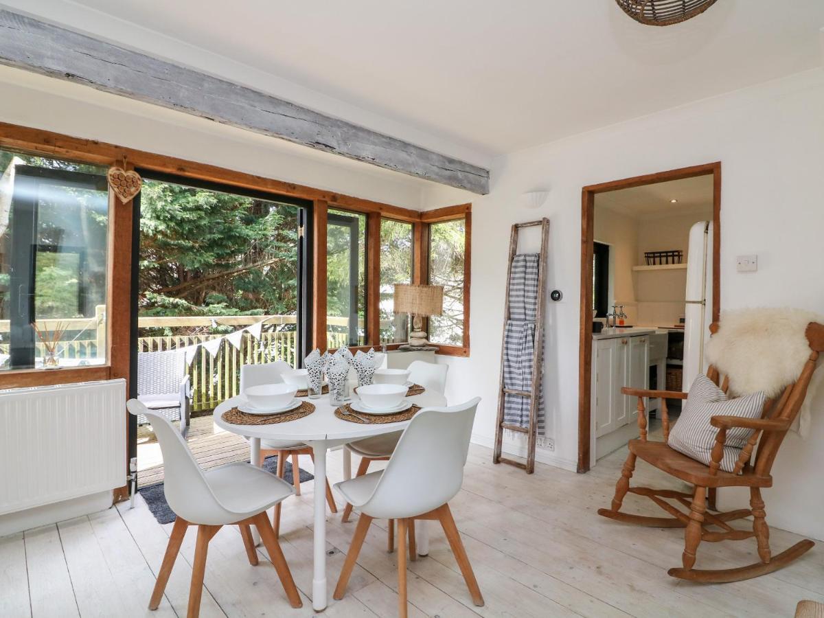 West Island Vila Kingsbridge  Exterior foto
